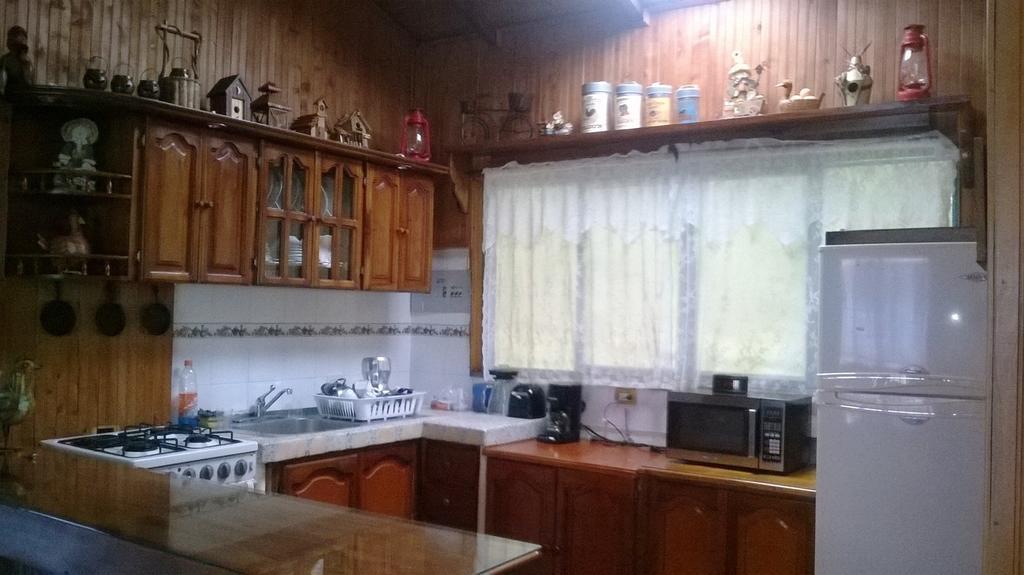 フィランディア La Gaviota Bnb Bed & Breakfast エクステリア 写真
