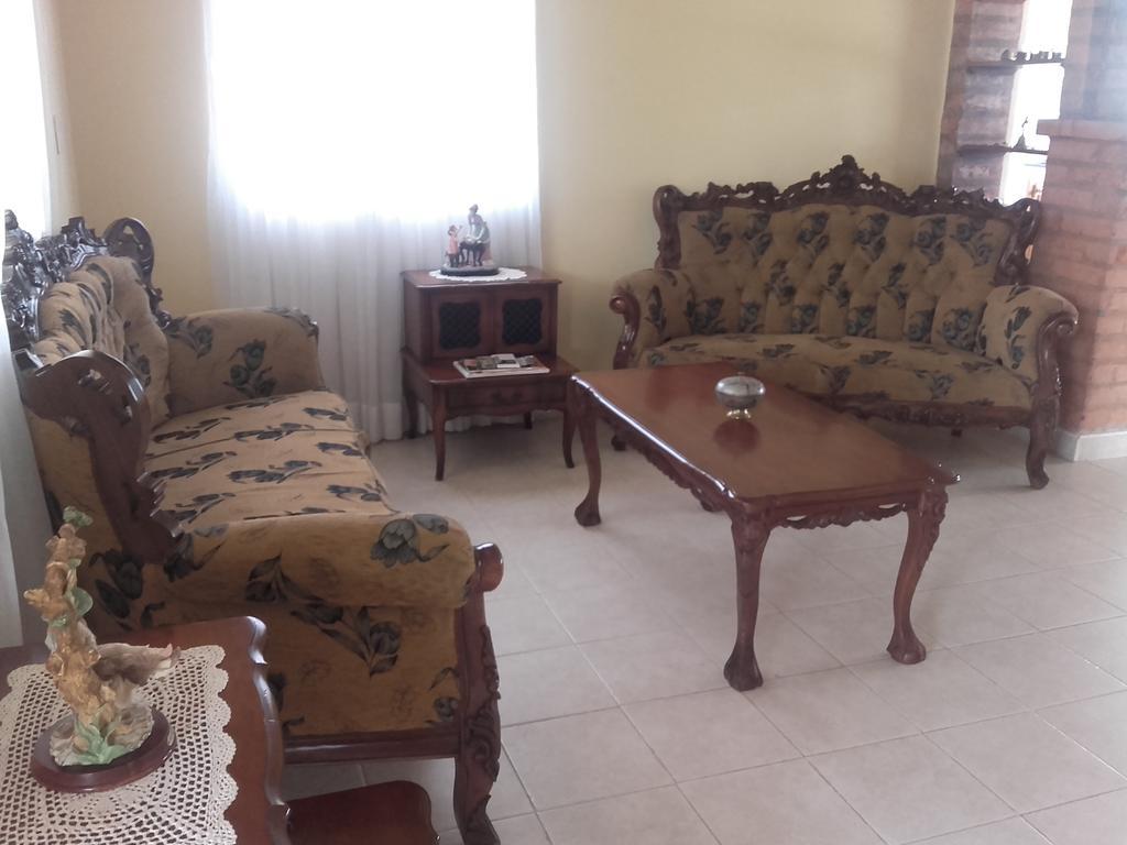 フィランディア La Gaviota Bnb Bed & Breakfast エクステリア 写真